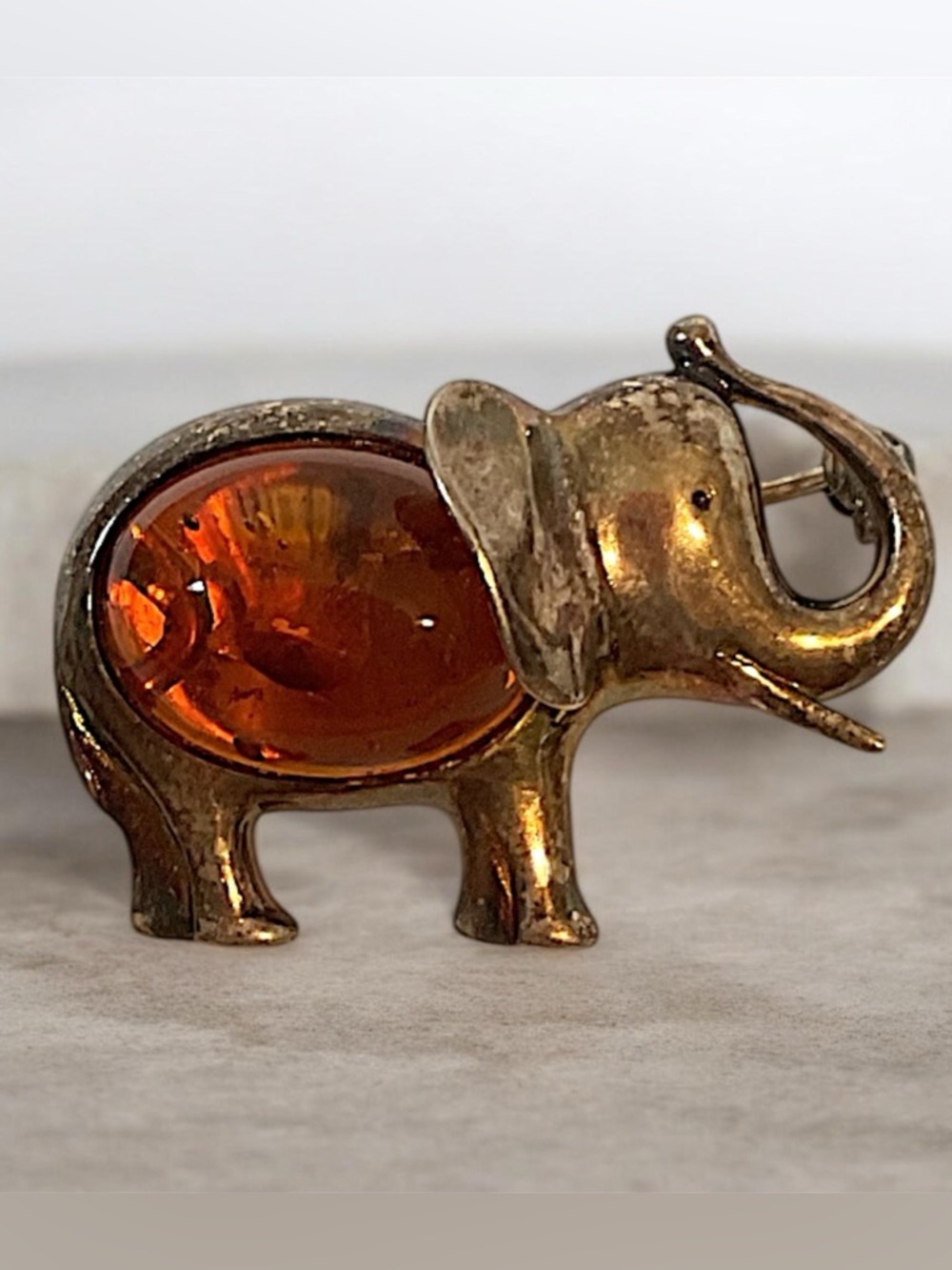 Vintage Sterling Silver Elephant Faux Amber Resin Brooch